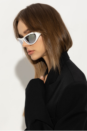 ‘curve sporty’ sunglasses od Bottega Veneta
