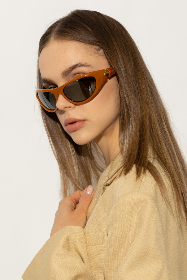Bottega Veneta ‘Curve Sporty’ sunglasses