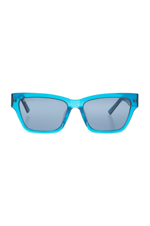 ‘Flat’ sunglasses