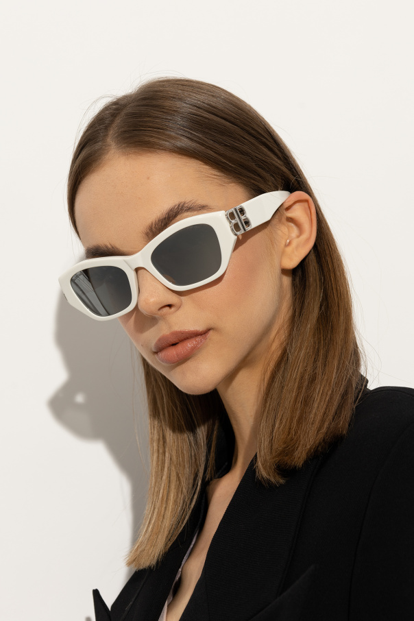 Balenciaga ‘Dynasty just cat 2.0.’ sunglasses