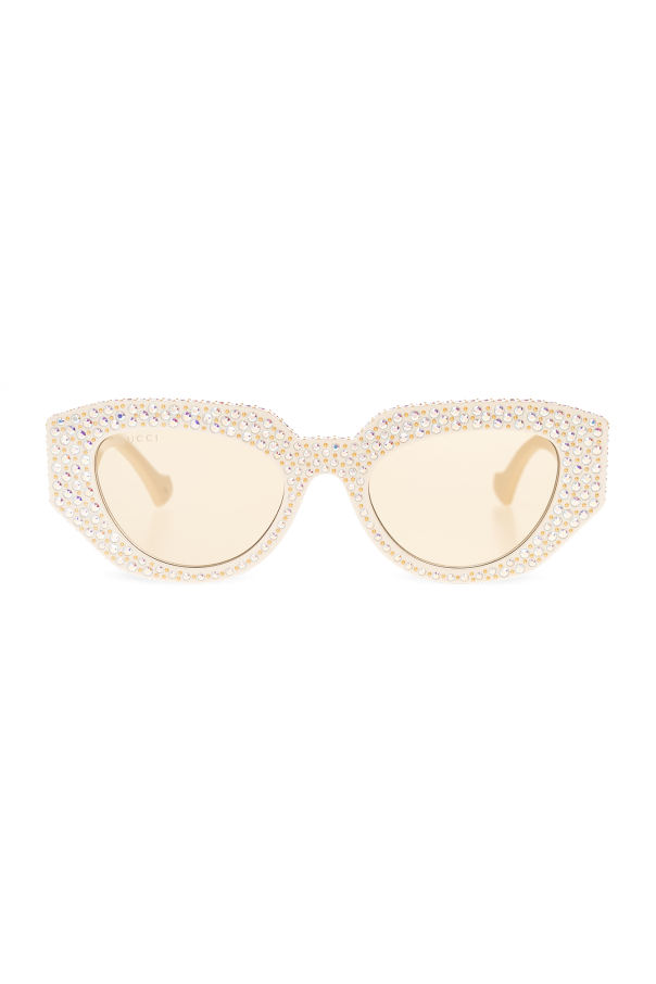 Cat-eye sunglasses od Gucci
