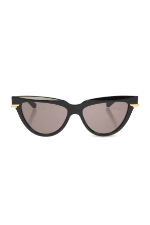 Cat-eye sunglasses