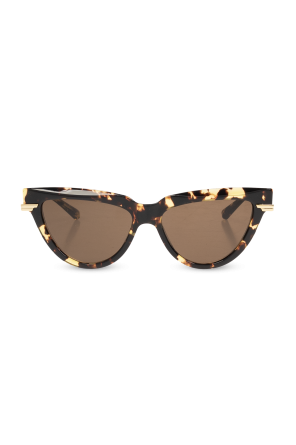 Cat-eye sunglasses