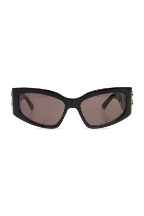 ‘bossy cat’ sunglasses od Balenciaga