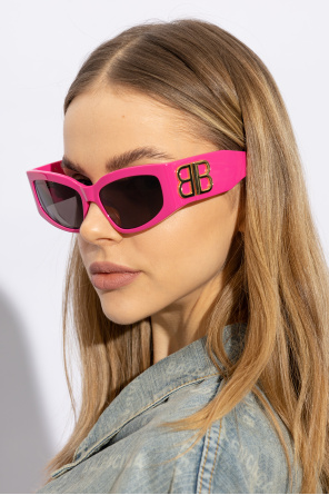 ‘bossy‘ sunglasses od Balenciaga