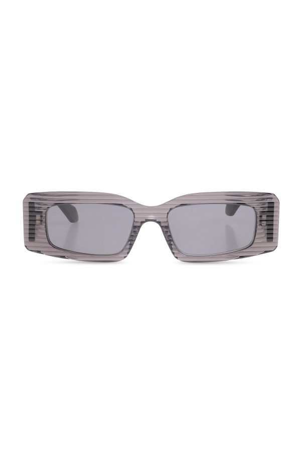 Sunglasses od Alaïa