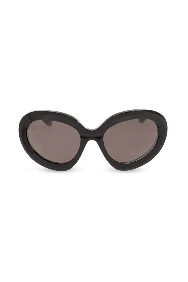 Sunglasses od Alaïa