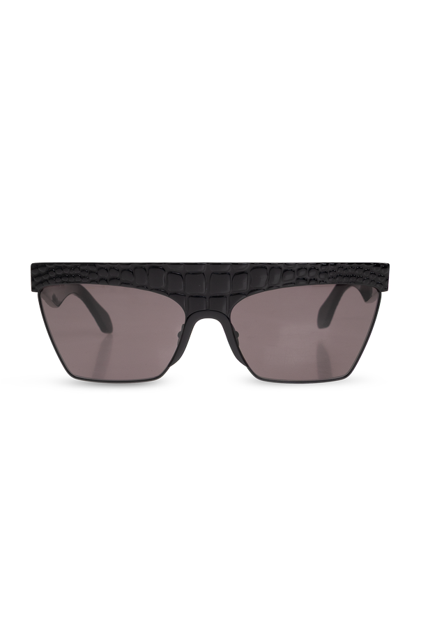 Geometric sunglasses with a glossy finish od Alaïa