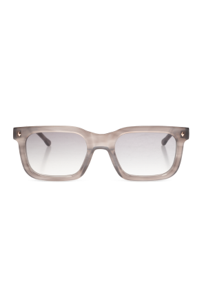 ‘arnold’ sunglasses od John Dalia