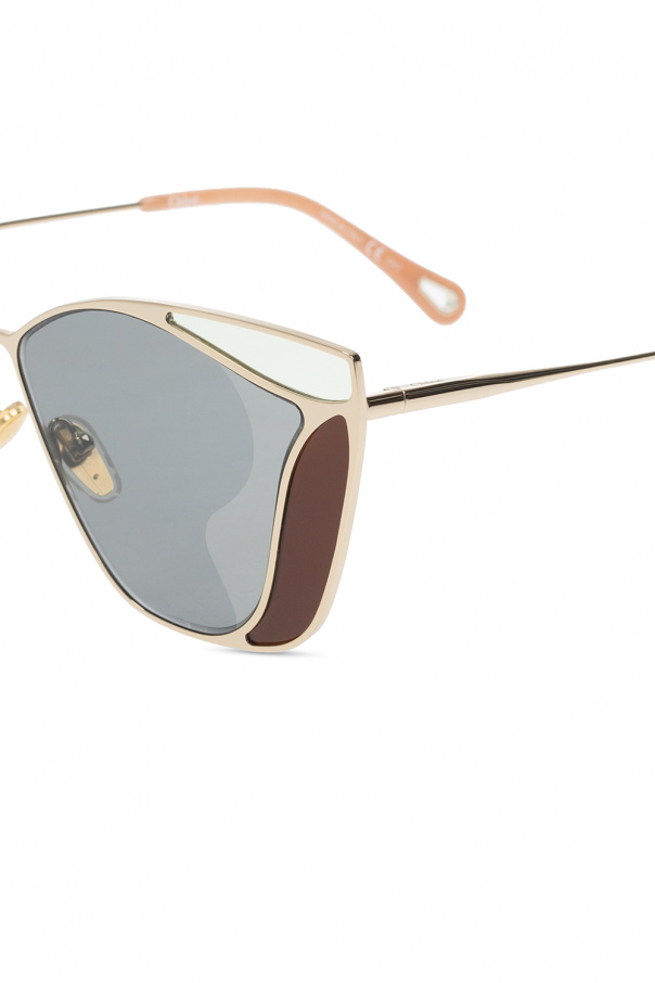 Chloé Chega a SVD o modelo RICK sunglasses Rose da marca que pertence a a campanha Fall Winter 2020