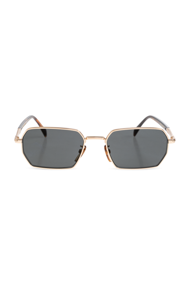 Sunglasses od Eyewear by David Beckham