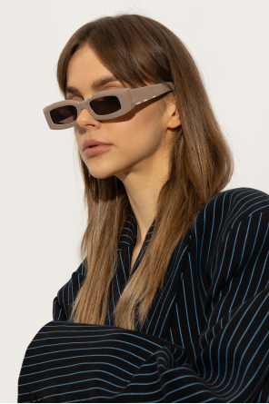 Sunglasses with logo-engraved eyelet od Etudes