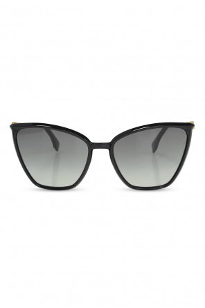 these sunglasses will add a stylish touch to your everyday casualwear