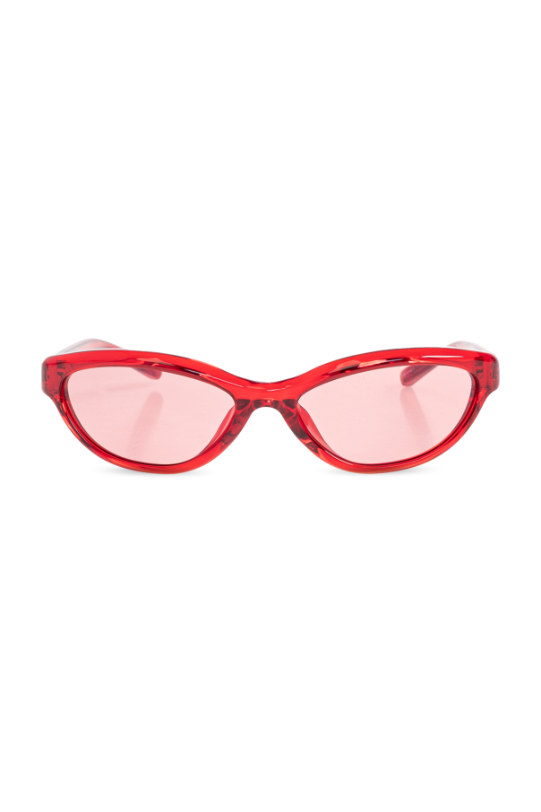 Sunglasses od Jacquemus