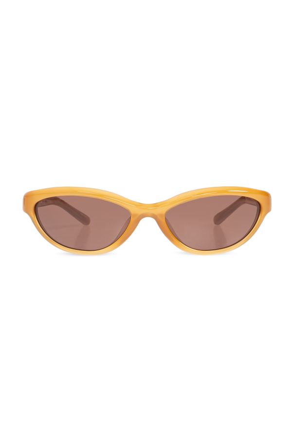 Sunglasses od Jacquemus