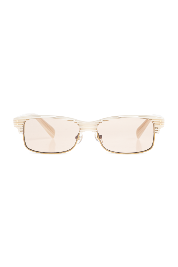 Sunglasses od Jacquemus