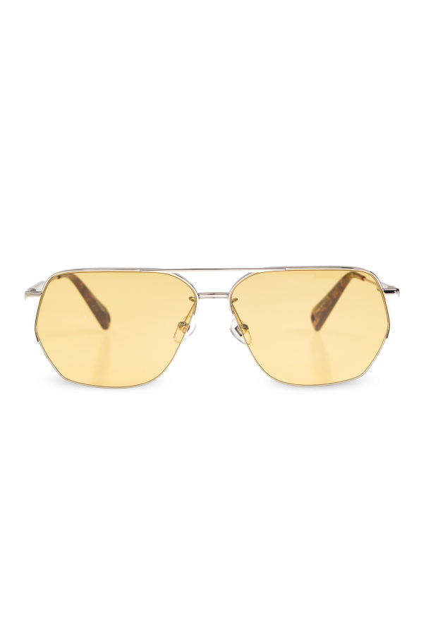 Sunglasses od Jacquemus