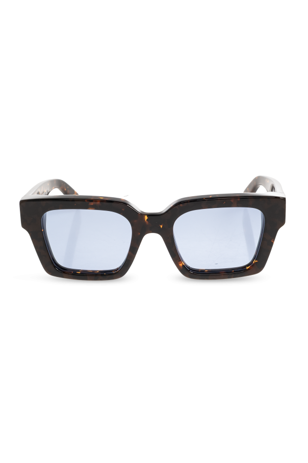 Sunglasses od Off-White