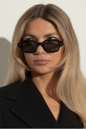 Sunglasses od John Dalia