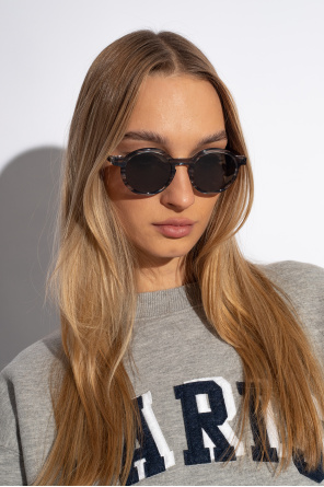 ‘sobriety’ sunglasses od Thierry Lasry