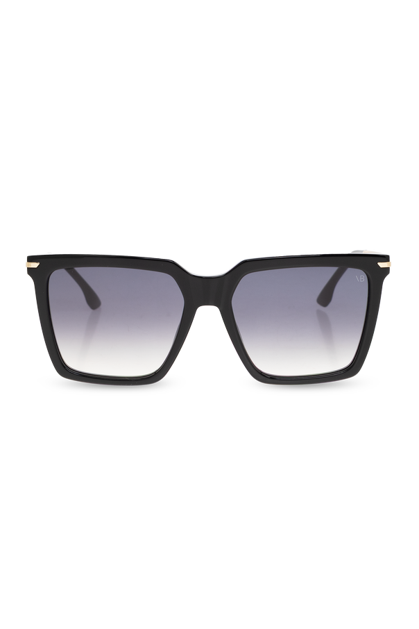 Oversized rectangular sunglasses with slightly rounded corners od Victoria Beckham