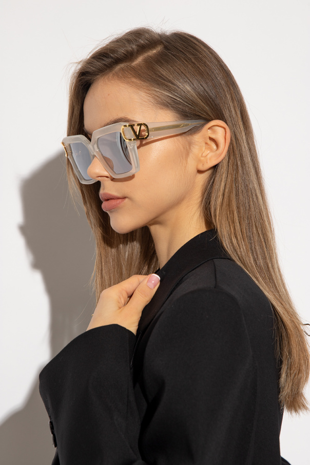 Valentino Eyewear Pr 15ws Black Medium Tortoise Veneta sunglasses
