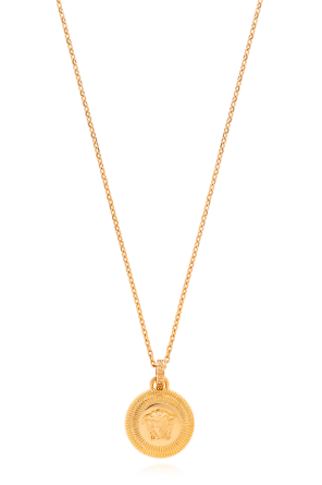 Pendant necklace