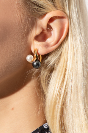 Ear cuff with faux pearls od Versace