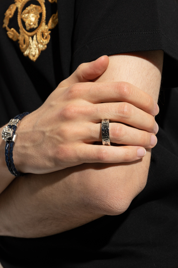Versace Ring mit eingraviertem Logo