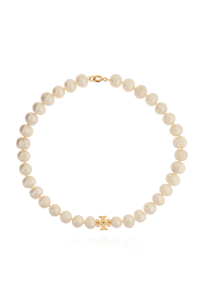 Necklace with pearls