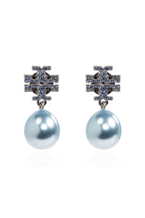 Earrings with sparkling crystals