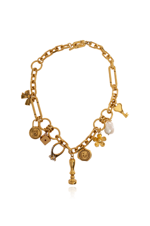 Collar con colgantes