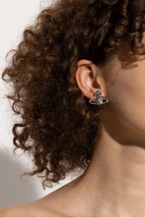 ‘mayfair’ earrings od Vivienne Westwood