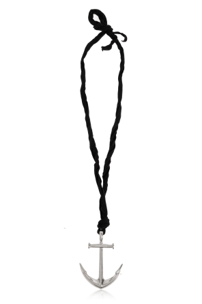 Necklace with anchor-shaped pendant