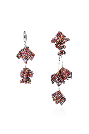 Pendientes asimétricos con brillantes cristales