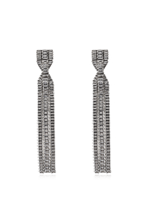 Long earrings with shimmering crystals
