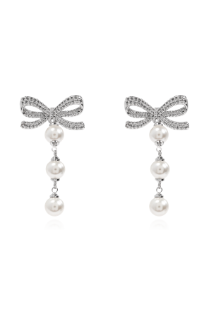 Earrings with shimmering crystals