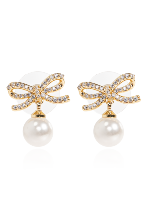 Earrings with shimmering crystals