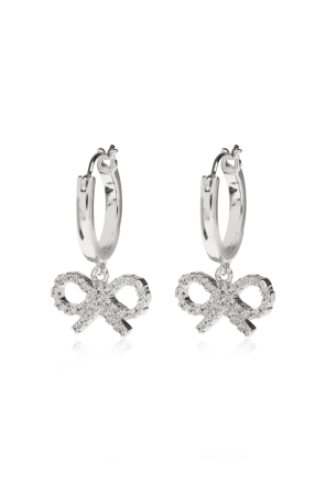 Pendientes con cristales relucientes