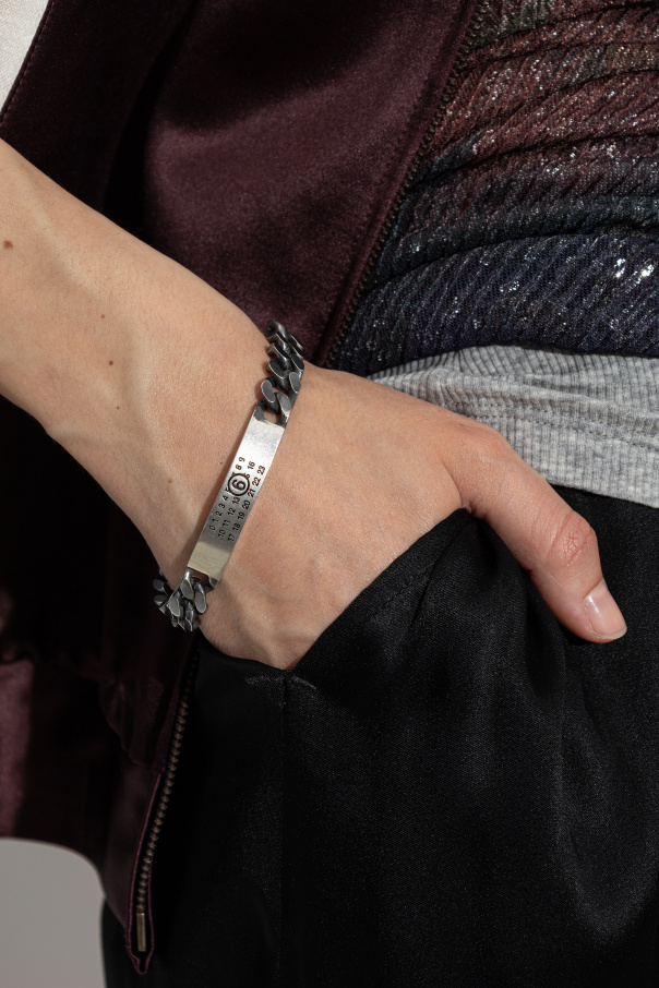 MM6 Maison Margiela Brazalete con logotipo grabado