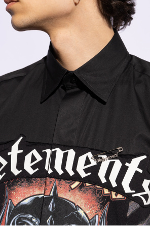 VETEMENTS Brooch with logo