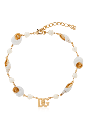 Short necklace with appliqués