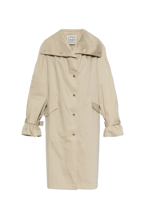 Coat with pockets