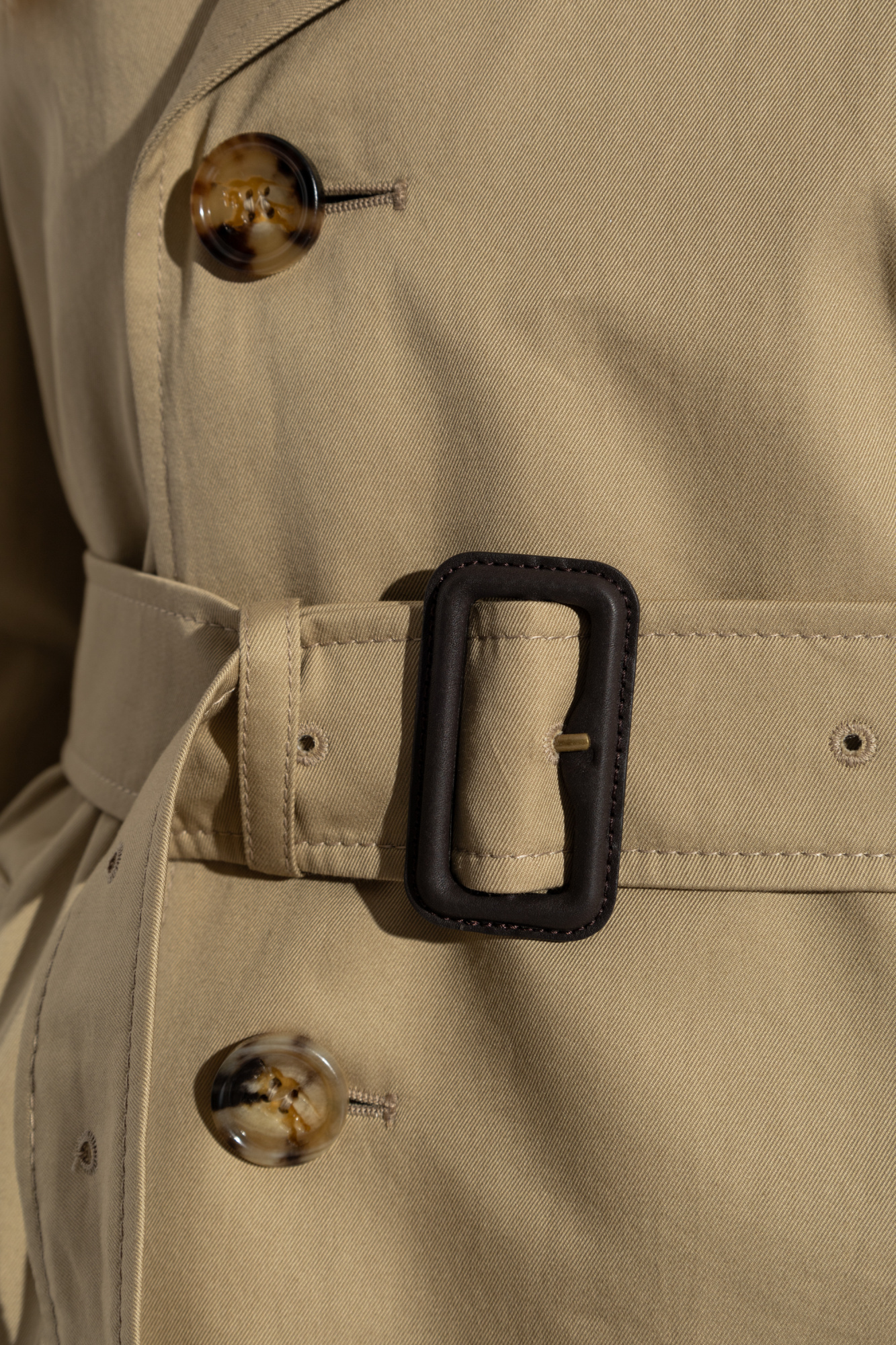 burberry trench buttons