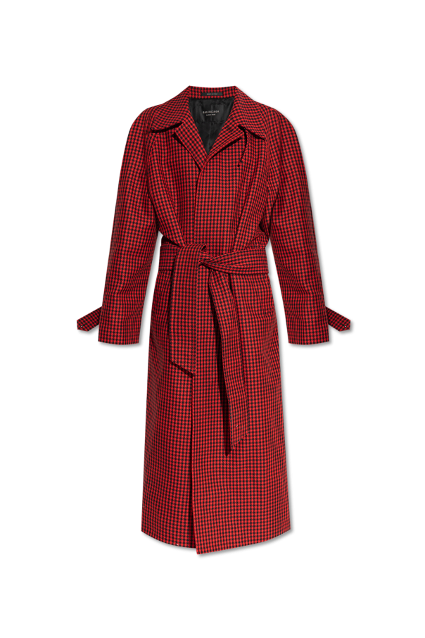 Houndstooth pattern coat od Balenciaga