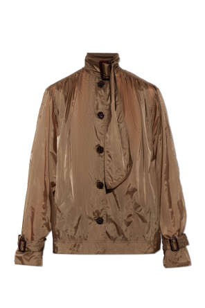 Chaqueta con cuello