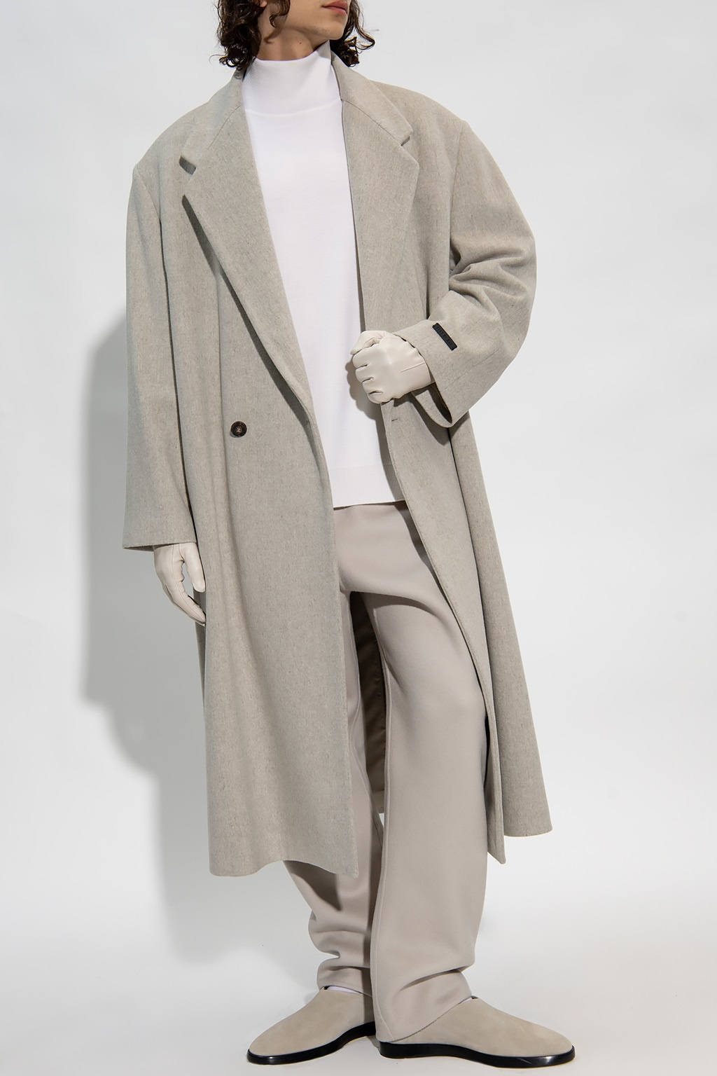 Taxes and duties included Wool coat