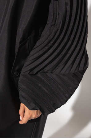 Issey Miyake BLACK Coat with ribbed sleeves