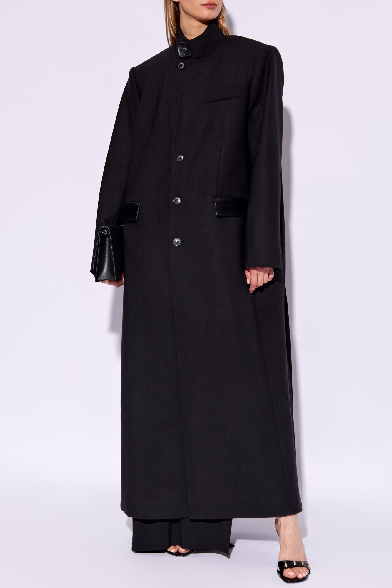 The Mannei Long 'Bizot' coat