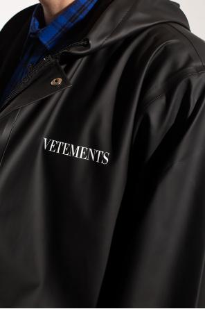 VETEMENTS Choose your location